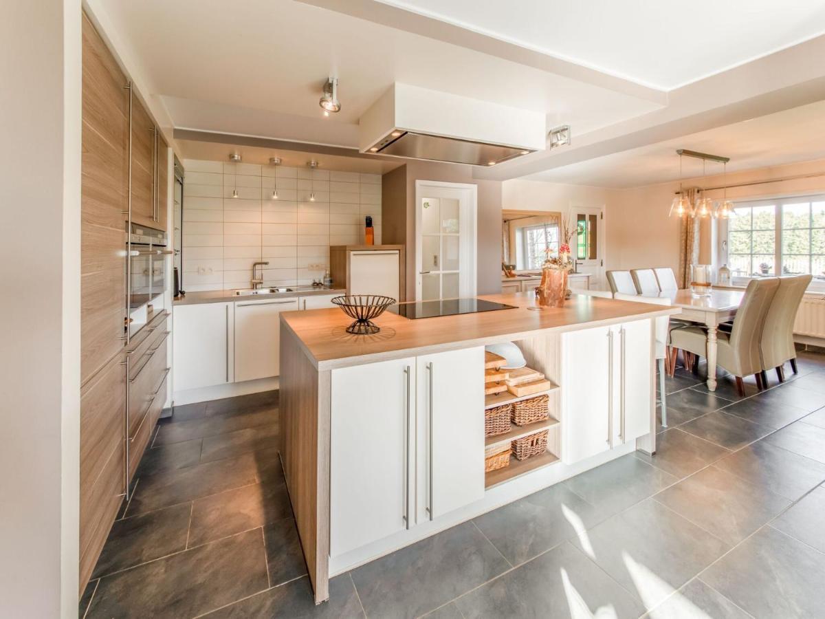 Luxurious House With Sauna In A Farm In Bastogne Exterior foto